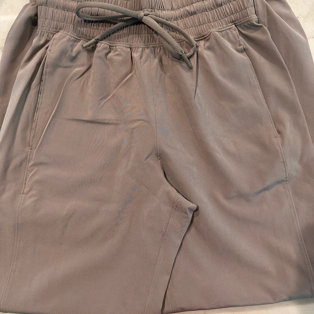 Abercrombie & Fitch Oat Joggers